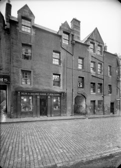 View of White Horse Close from front