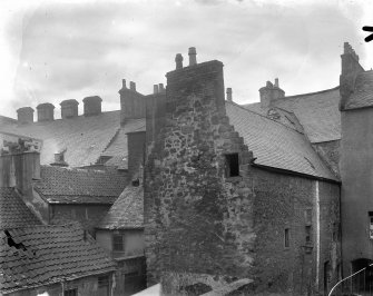 Rear elevation. Possibly from Wellington Court overlooking Reformed Close.