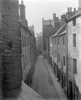 General view of St Mary's Wynd, Stirling towards junction with Broad Street (demolished 1926).