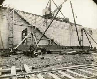 View of caisson, Rosyth dockyard
Titled: 'No 1  'B' caisson, Rosyth 30 Sep 1913'