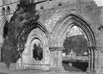 View of chapter house entrance.
