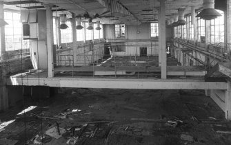 Glasgow, Renfrew Road, British Luma Kight Bulb Factory, interior.
General view.