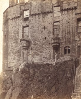 Historic photograph.
View of Palace and rock.