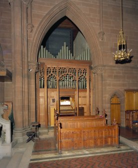 Hyndland Parish Church, interior.  View of organ