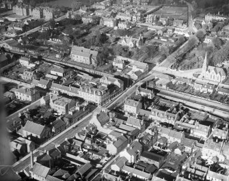 Broughty Ferry, general view, showing Fort Street.  Oblique aerial photograph taken facing north.