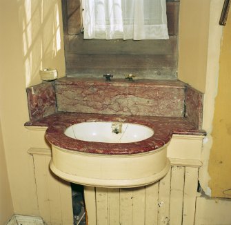 Hyndland Parish Church, interior.  Detail of basin in 1st floor washroom