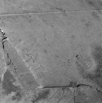 Sanday, Cnoc an Tionail, Greod and Creag Liath: aerial view of various sites.