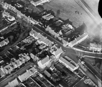 Markinch, general view, showing High Street.  Oblique aerial photograph taken facing north-east.