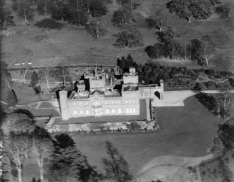 Kinfauns Castle, Kinfauns.  Oblique aerial photograph taken facing north-east.