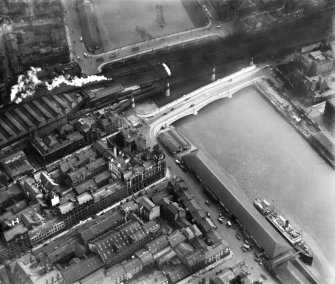 George the Fifth Bridge, New Approach Viaduct and Glasgow Bridge, Glasgow.  Oblique aerial photograph taken facing south-east.