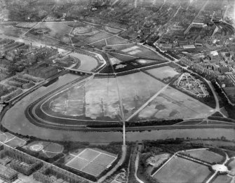Glasgow Green and River Clyde, Glasgow.  Oblique aerial photograph taken facing north.
