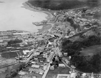 Oban, general view, showing Oban Bay and Torr a' Chip.  Oblique aerial photograph taken facing north.