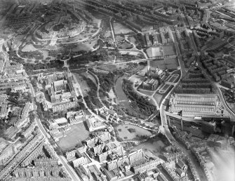 Glasgow, general view, showing Kelvingrove Museum and Art Gallery, University of Glasgow and Kelvingrove Park.  Oblique aerial photograph taken facing south-east.