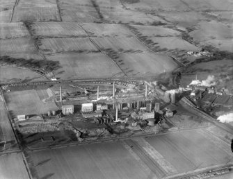 William Baird and Co. Dumbreck Colliery, Queenzieburn, Kilsyth.  Oblique aerial photograph taken facing north.