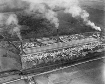 John G Stein and Co. Ltd., Castlecary Brickworks.  Oblique aerial photograph taken facing south.