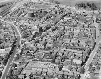 Bathgate, general view, showing St David's Church and South Bridge Street.  Oblique aerial photograph taken facing north.