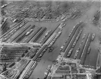 Prince's Dock and Queen's Dock, Glasgow.  Oblique aerial photograph taken facing west.