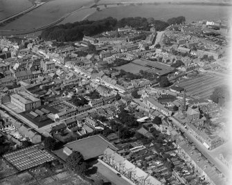 Annan, general view, showing High Street and Murray Street.  Oblique aerial photograph taken facing north-west.