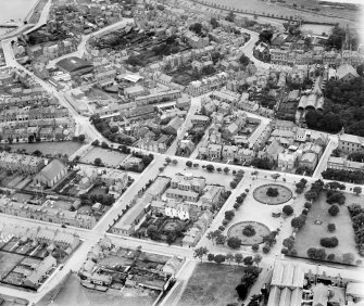 Montrose, general view, showing Montrose Academy, Panmure Place and Bow Butts.  Oblique aerial photograph taken facing west.