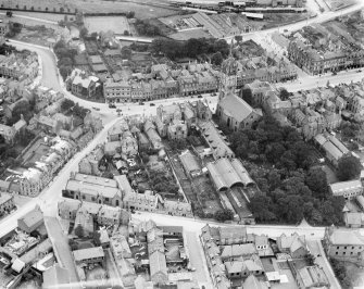 Montrose, general view, showing Old Parish Church and High Street.  Oblique aerial photograph taken facing west.