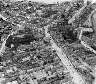 Montrose, general view, showing Old Parish Church and High Street.  Oblique aerial photograph taken facing south-west.