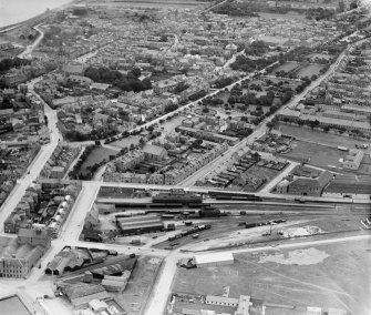Montrose, general view, showing Mid Links and Town Hall.  Oblique aerial photograph taken facing north.