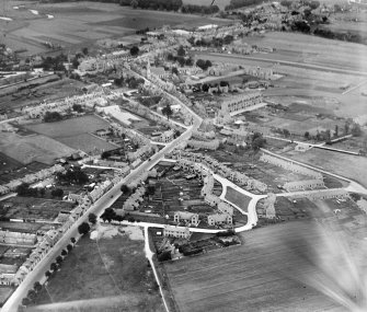 Inverurie, general view, showing North Street and West High Street.  Oblique aerial photograph taken facing east.