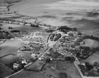 Wigtown, general view, showing The Square and High Street.  Oblique aerial photograph taken facing north-east.
