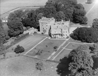 Comlongon Castle, Clarencefield.  Oblique aerial photograph taken facing north.