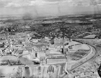 J and P Coats Ltd. Ferguslie Mills Thread Works, Paisley.  Oblique aerial photograph taken facing east.
