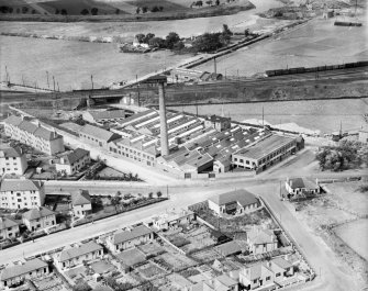 Richmond Park Laundry, Cambuslang Road, Glasgow.  Oblique aerial photograph taken facing north.