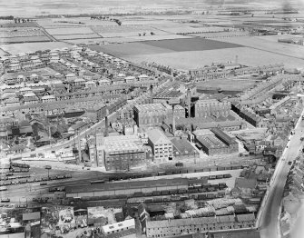 Barry, Ostlere and Shepherd Ltd. Rosslyn and Lorne Linoleum Works, Kirkcaldy.  Oblique aerial photograph taken facing north.