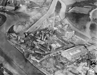 Sandeman Brothers Ruchill Oil Works, Murano Street, Maryhill, Glasgow.  Oblique aerial photograph taken facing north.