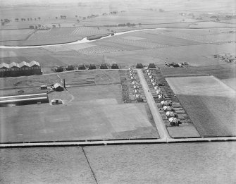 India Tyre and Rubber Co. housing, India Road, Inchinnan.  Oblique aerial photograph taken facing south.