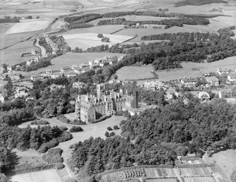 Hydropathic Establishment, Kilmacolm.  Oblique aerial photograph taken facing west.