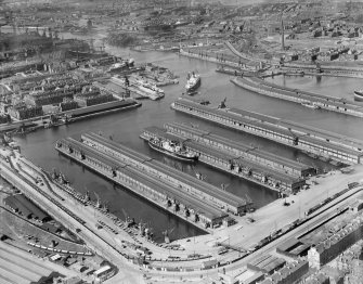 Prince's Dock, Glasgow.  Oblique aerial photograph taken facing north.