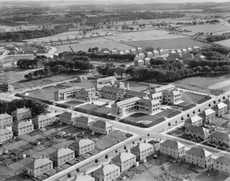 Hilton School, Hilton Road, Aberdeen.  Oblique aerial photograph taken facing south-west.
