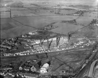 General Refractories Glenboig Union Fireclay Co. Star Fireclay Works, Glenboig.  Oblique aerial photograph taken facing north.