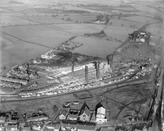 General Refractories Glenboig Union Fireclay Co. Star Fireclay Works, Glenboig.  Oblique aerial photograph taken facing north.