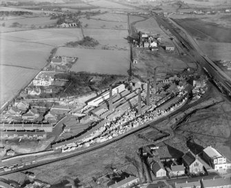 General Refractories Glenboig Union Fireclay Co. Star Fireclay Works, Glenboig.  Oblique aerial photograph taken facing north-east.