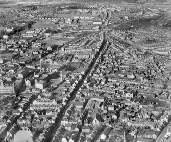 Aberdeen, general view, showing George Street and Hutcheon Street.  Oblique aerial photograph taken facing north-west.