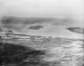 Loch Lomond, general view, showing Inchmurrin from Arden.  Oblique aerial photograph taken facing north.