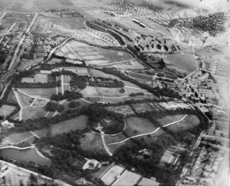 Queen's Park, Glasgow.  Oblique aerial photograph taken facing east.