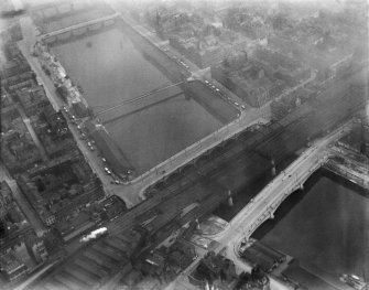 Glasgow Bridge, New Approach Viaduct and George the Fifth Bridge, Glasgow.  Oblique aerial photograph taken facing south.