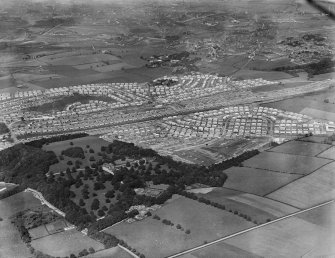 King's Park and Croftfoot Housing Estates and King's Park, Glasgow.  Oblique aerial photograph taken facing north.