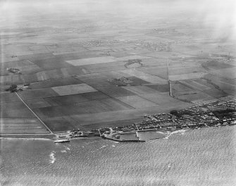 Aerodrome, Port Seton.  Oblique aerial photograph taken facing south.