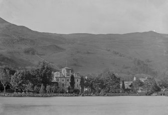 St Finnans, Drummond Arms Hotel.
View from across Loch Earn.