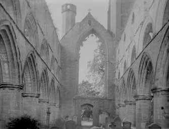 Dunkeld, Dunkeld Cathedral, interior.
View of roofless nave from East.