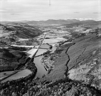 River Tay and Craigvinean Forest, Dunkeld.  Oblique aerial photograph taken facing north.