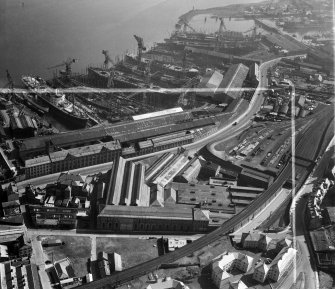 John G Kincaid and Co. Ltd. Arthur Street Engine Works and Scott's Shipbuilding and Engineering Co. Ltd. Cartsburn Shipyard, Cartsdyke, Greenock.  Oblique aerial photograph taken facing north-east.  This image has been produced from a crop marked negative.